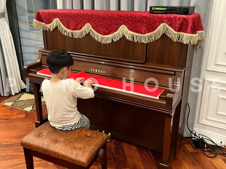 Hình ảnh chi tiết YAMAHA YU5 Wn (Autoplay + Silent) góc chụp 2